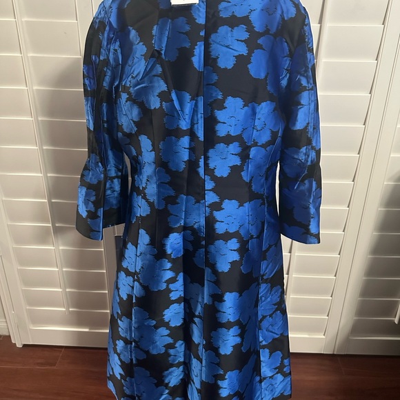 Elegant Blue Floral Dress - Picture 12 of 13